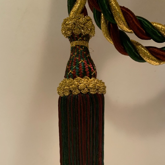 NWT DECORATIVE HOLIDAY ROPE GARLAND. - Picture 9 of 9